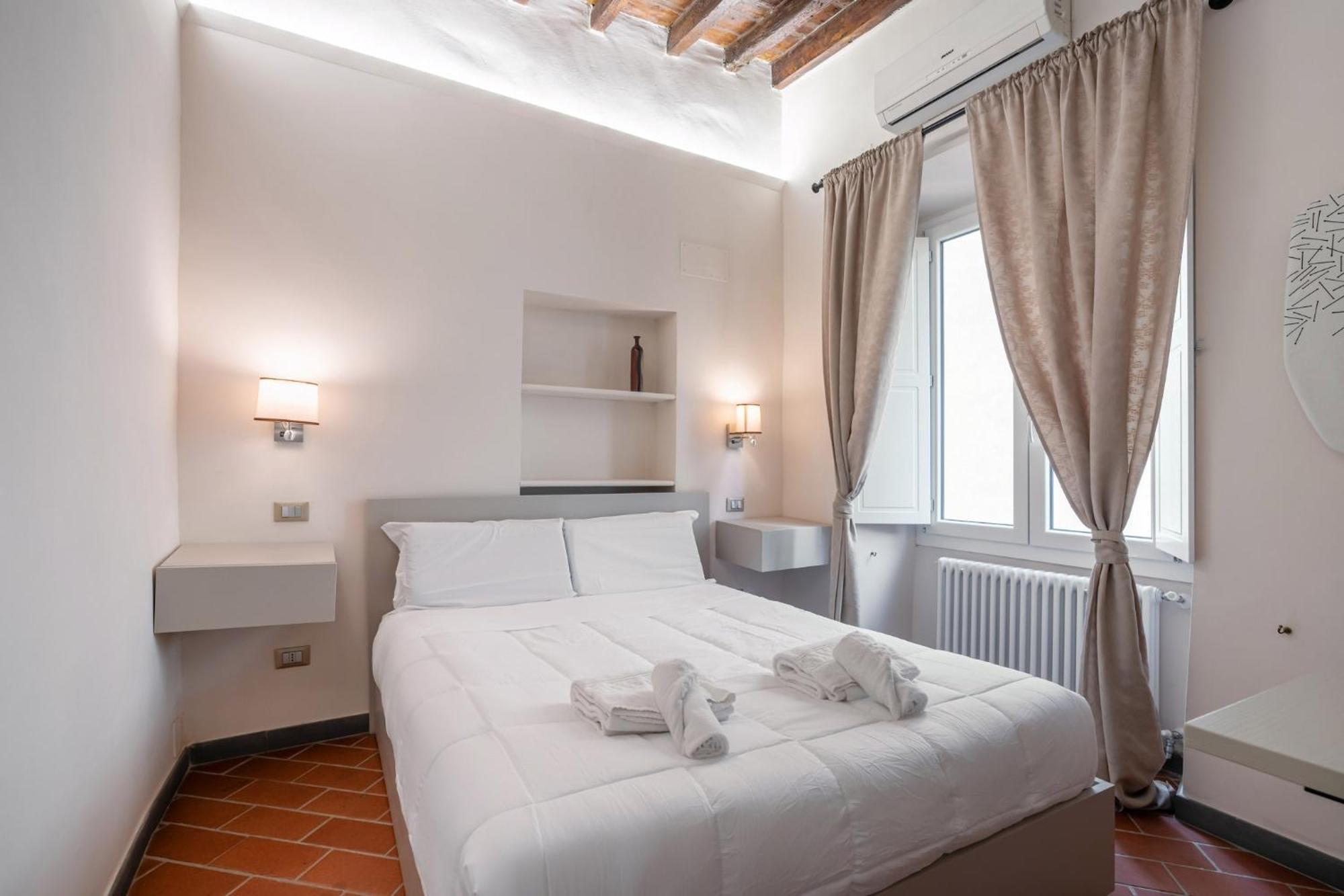 Ponte Vecchio Flats Apartment *